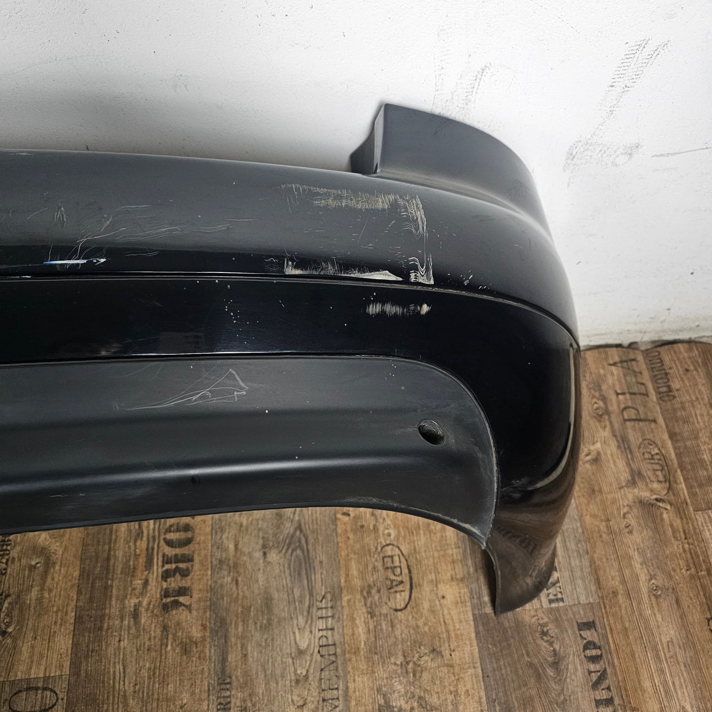 Audi A6 4B C5 Avant / facelift Original gebrauchte Heckstoßstange Stoßfänger hinten 4B9 807 511 AB schwarz