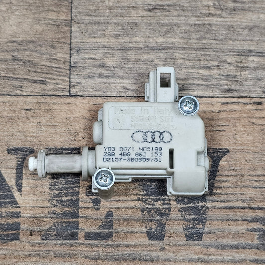 Zentralverriegelung Stellelement Audi A6/S6/RS6 4B 4B9 862 153 / 3B0 959 781 - gebraucht