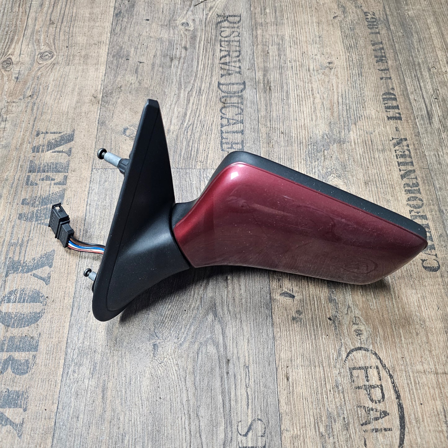Außenspiegel links elektrisch VW Golf 3 / Vento – 1H1857507A – Hot Chilli Red (LC3L) – gebraucht