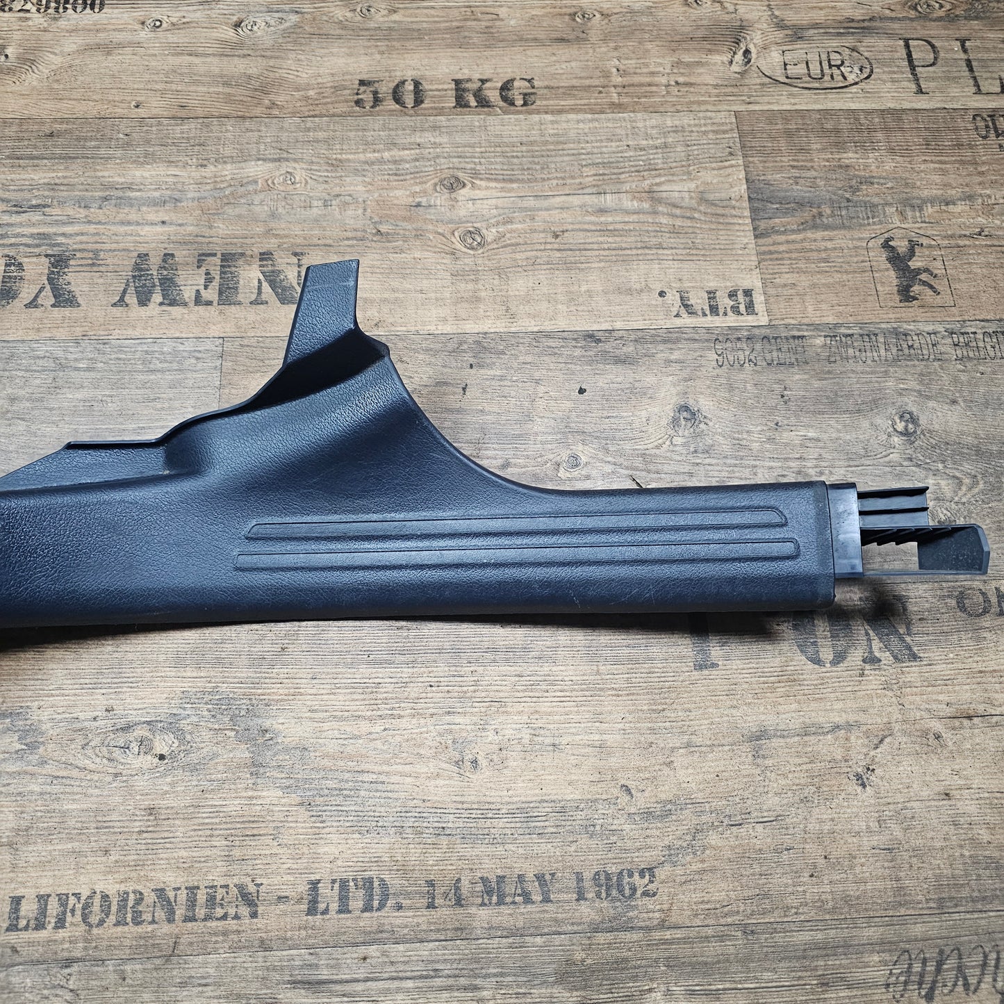 Verkleidung C-Säule unten rechts / Einstiegsleiste Audi A6 4F C6 4F0 867 768 A Indigo Blau - gebraucht