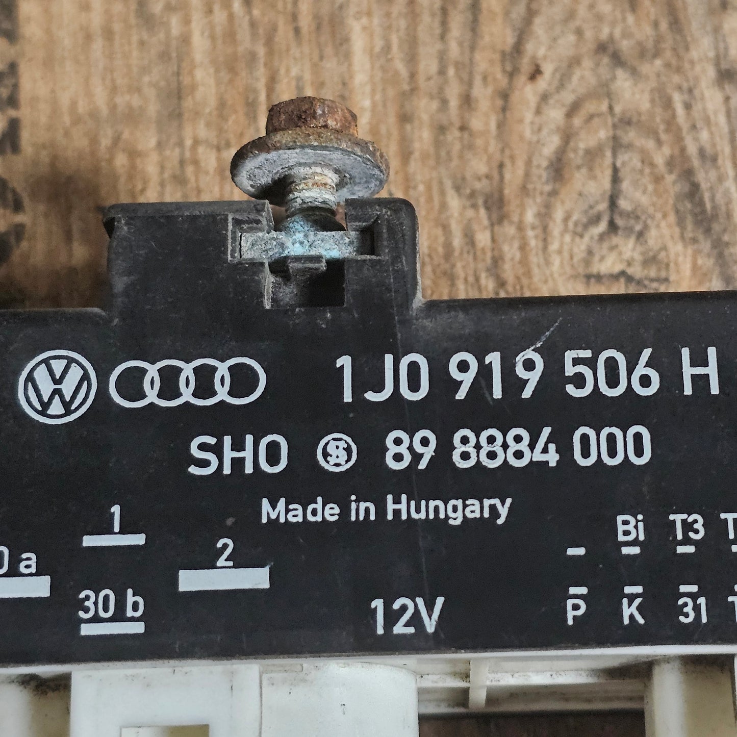 Steuergerät Elektrolüfter Motorkühlung 1J0919506H für VW Golf IV, Bora und weitere Modelle