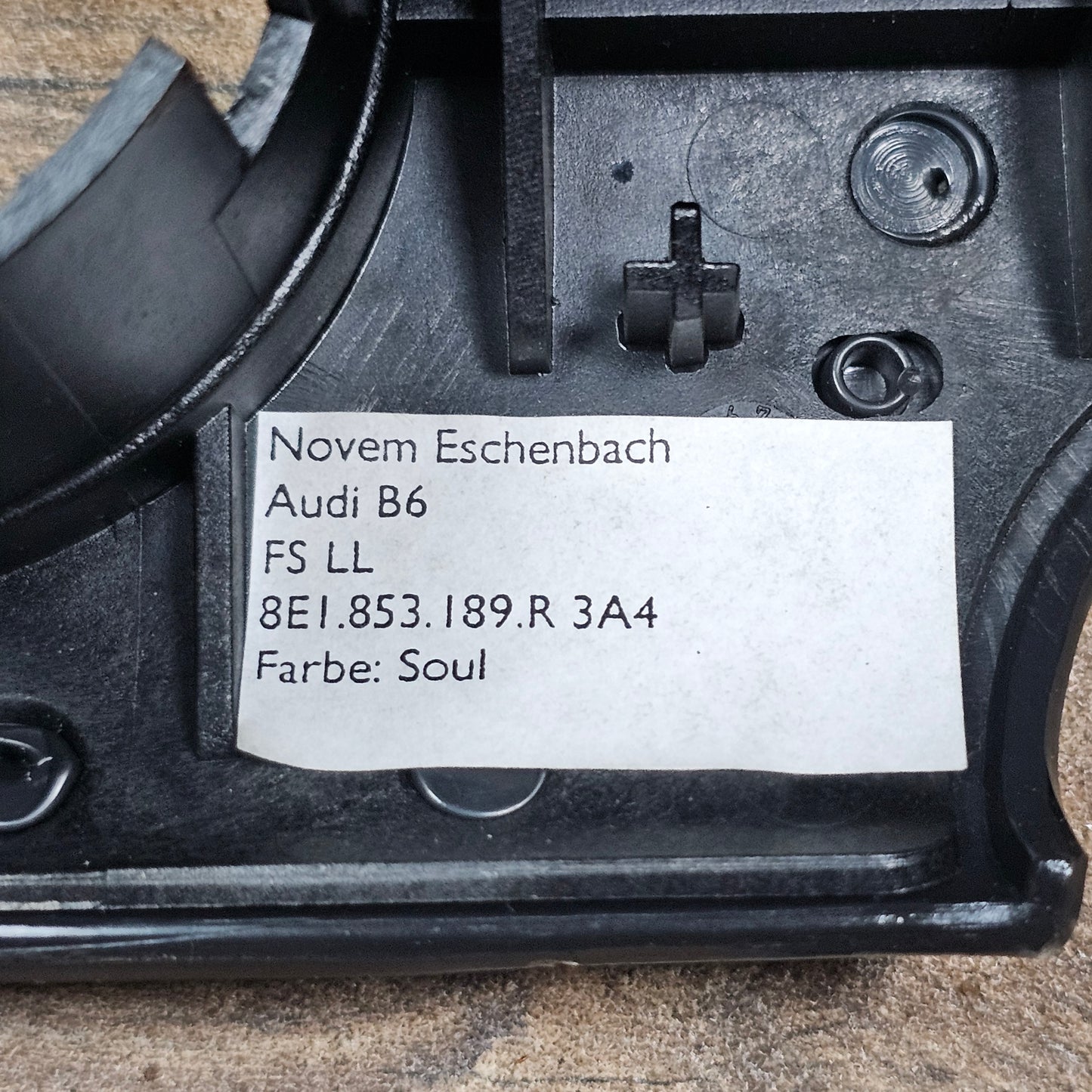 Dekorleiste Lichtschalter Armaturenbrett Audi A4 B6 8E 8E1853189R Farbe Soul