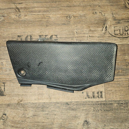 Fußstütze + Halter VW Golf 4 Bora Beetle AudiA3/S3 8L schwarz 1J1864777A 8L1864775