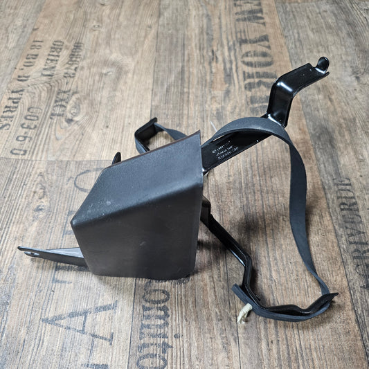 Halter Warndreieck + Verbandskasten – 1H6860297A / 1H6860269 – VW Golf 3 / Vento / Cabrio – gebraucht