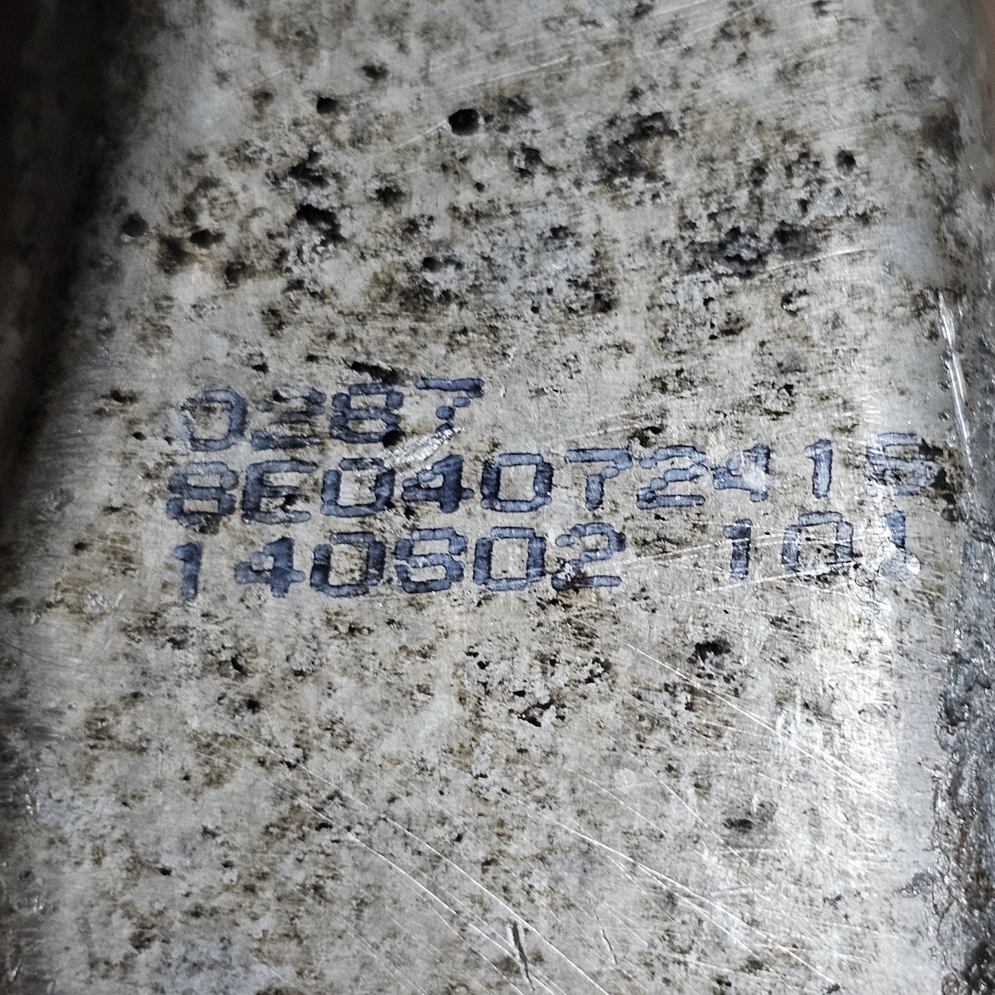 Achsschenkel vorne links Audi A4 B6 B7 8E0 407 241 E - gebraucht