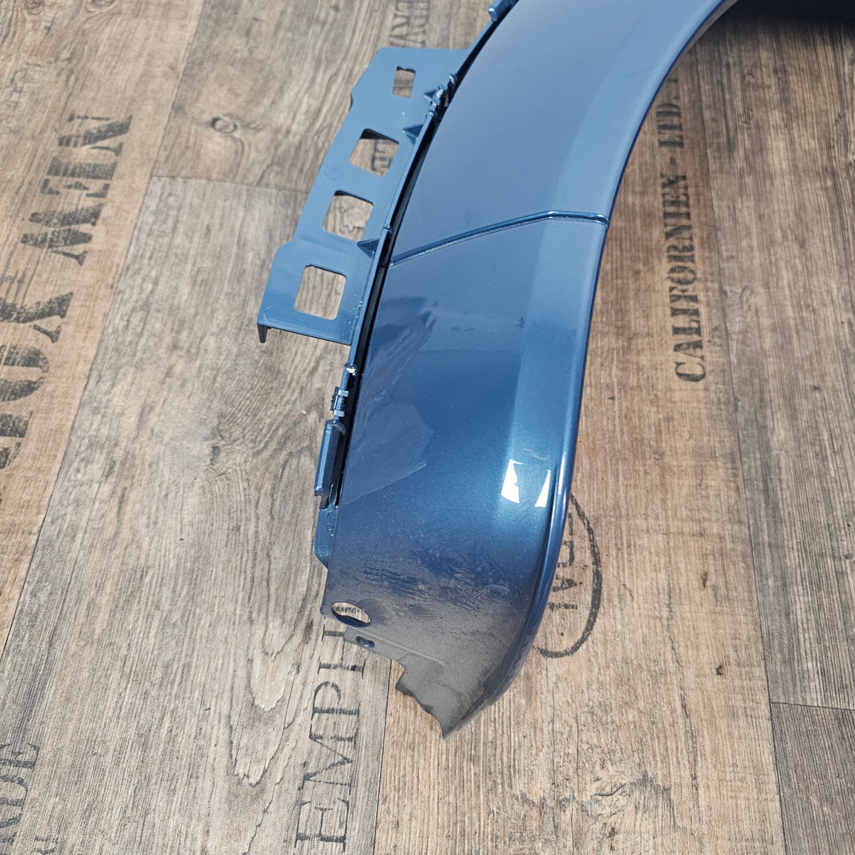 Audi A2 8Z Original Kotflügel vorne links 8Z0 821 105 L LZ5H Azurblau