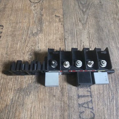 Audi A6 C5 Sicherungskasten / Zentralelektrik – 8L0 941 822 A – Original VW/Audi Relaisplatte
