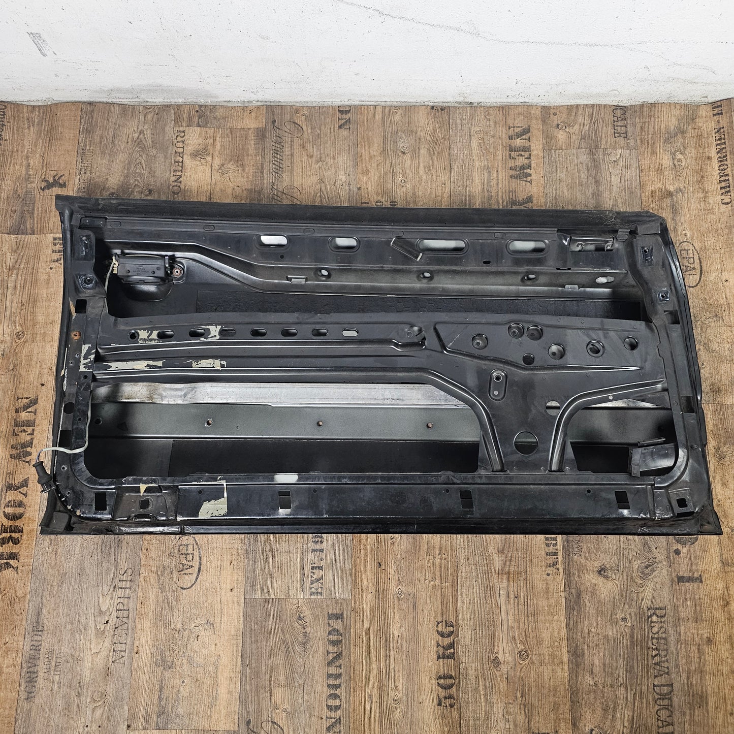 Tür links Audi Coupé B3 B4 Typ89 LY9B Brillantschwarz