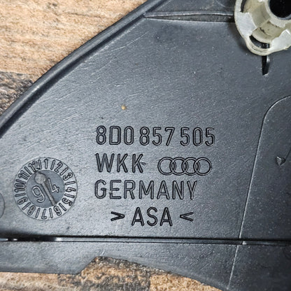 Abdeckung Spiegel / Spiegeldreiecke Audi A4 B5 8D vorne links 8D0 857 505 / rechts 8D0 857 506 - gebraucht