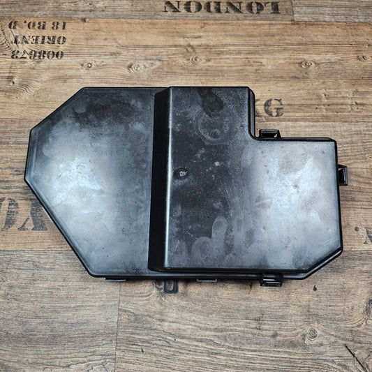 Audi A4 B6 B7 8E Gehäuse Interfacebox Steuergerät 8E0035613A + 8E0035619 gebraucht