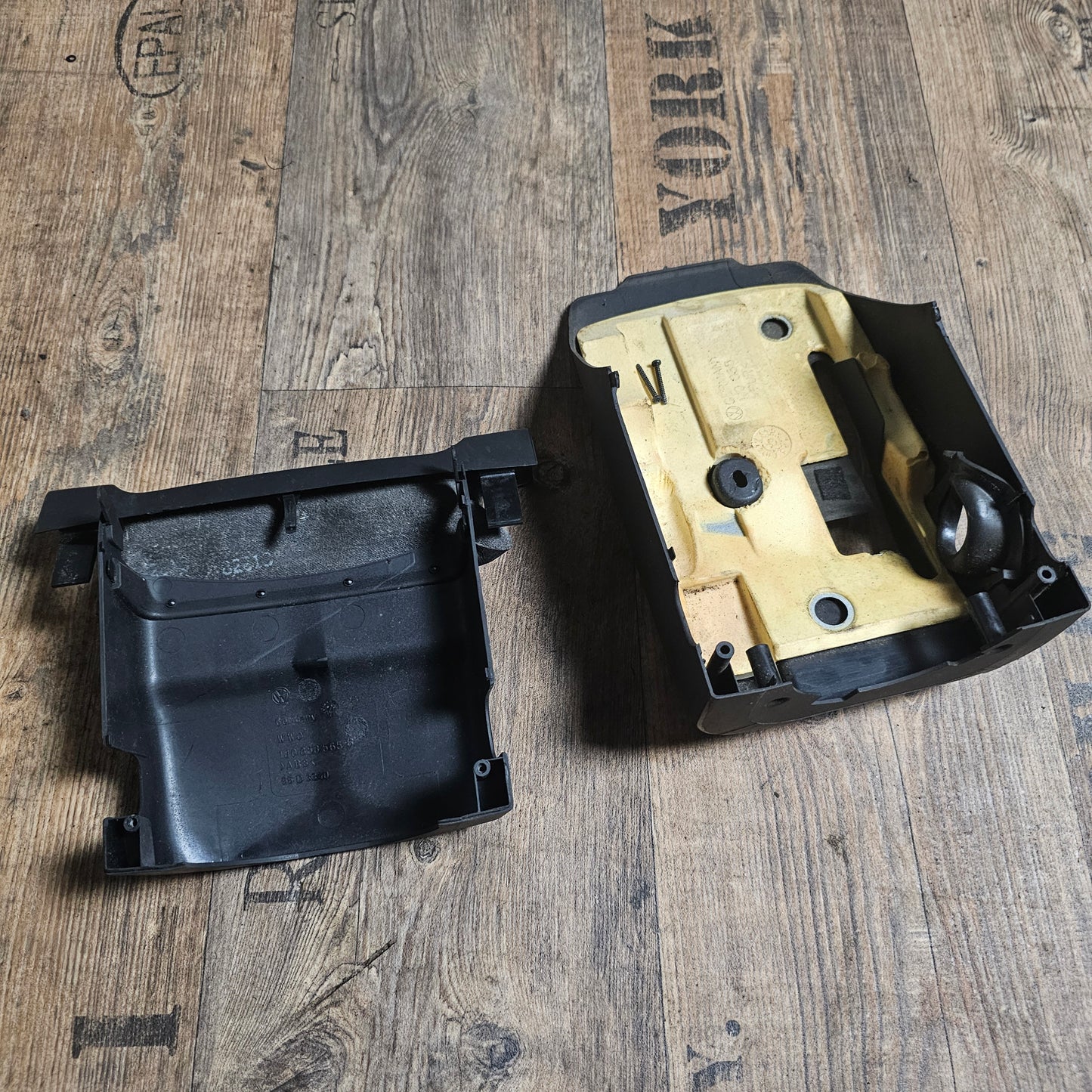 VW Golf IV Lenksäulenabdeckung oben & unten – Originalteile 1J0 858 565 B & 1J0 858 625 B