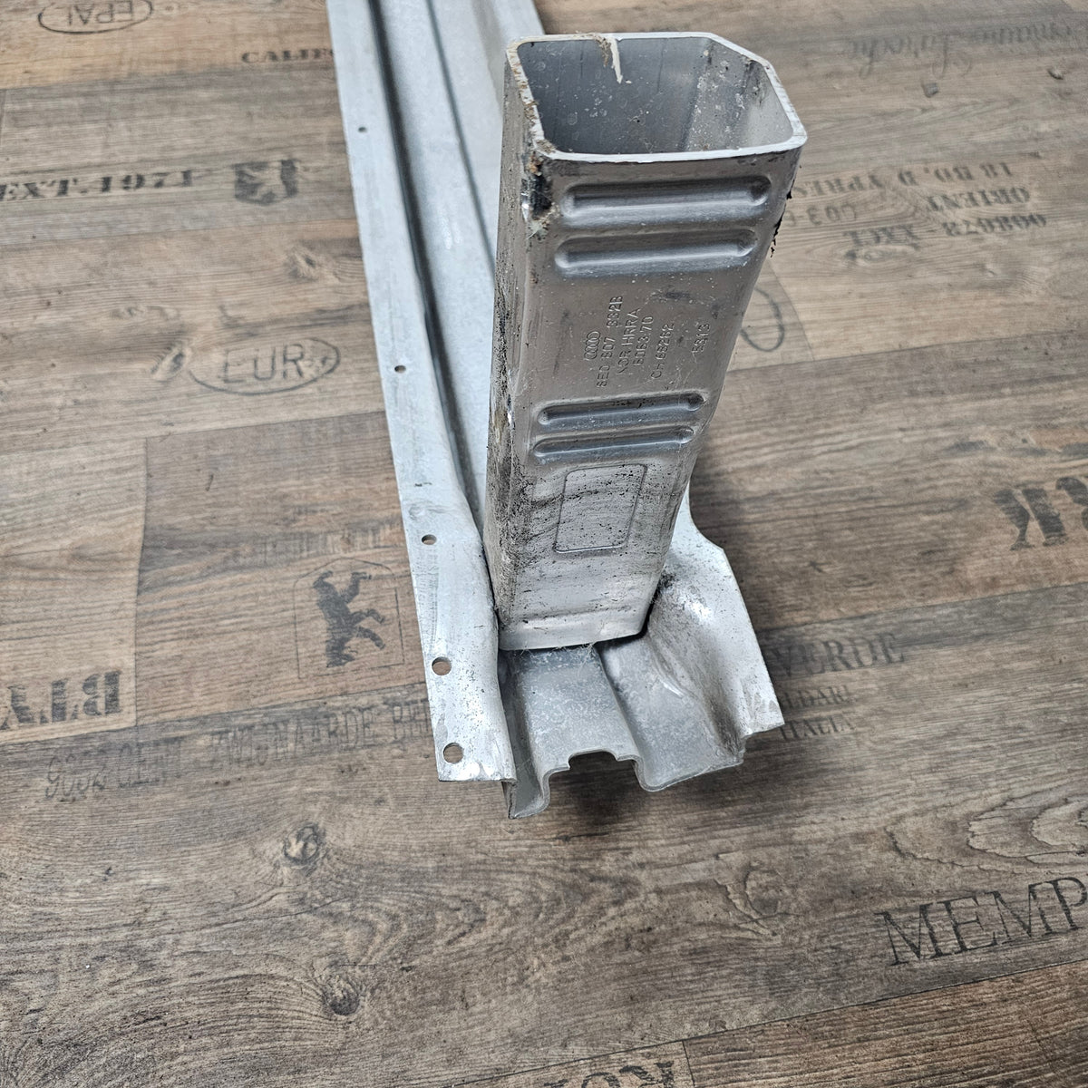Audi A4 B7 8E Avant Original Querträger hinten Stoßstange Pralldämpfer 8E0 807 313 L gebraucht