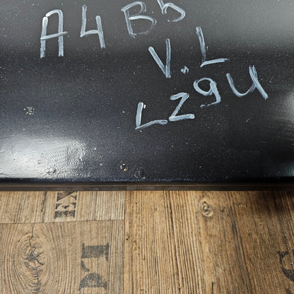 Tür vorne links Audi A4 B5 8E LZ9U Vulkanschwarz Perleffekt
