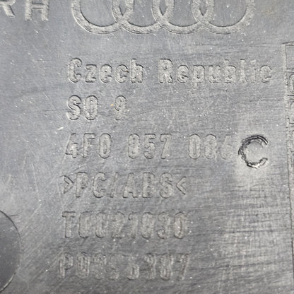 Verkleidung Armaturenbrett vorne rechts Audi A6 4F 4F0 857 086 C Indigo Blau - gebraucht