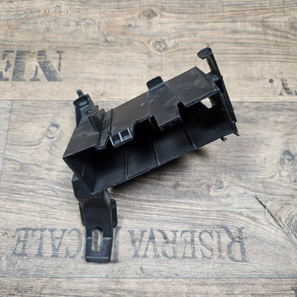 Halterung für PDC Steuergerät / Einparkhilfe  Audi A6 4F C6 4F0 907 179 - gebraucht