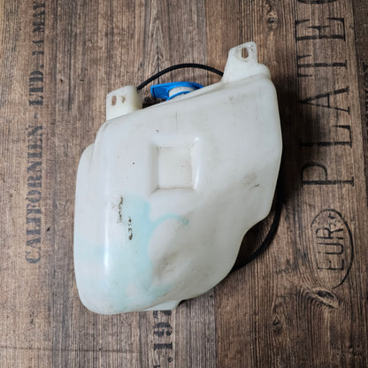 Wischwasserbehälter mit Pumpe VW Golf 3 – 1H0955453 – gebraucht