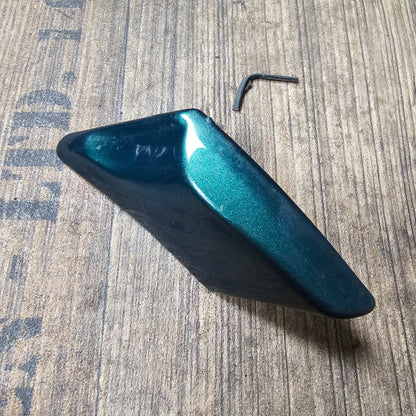 Zierleiste hinten rechts VW Golf 3 / Vento / Cabrio – 1H4853536 – lackiert in LC6P Dragongreen – gebraucht