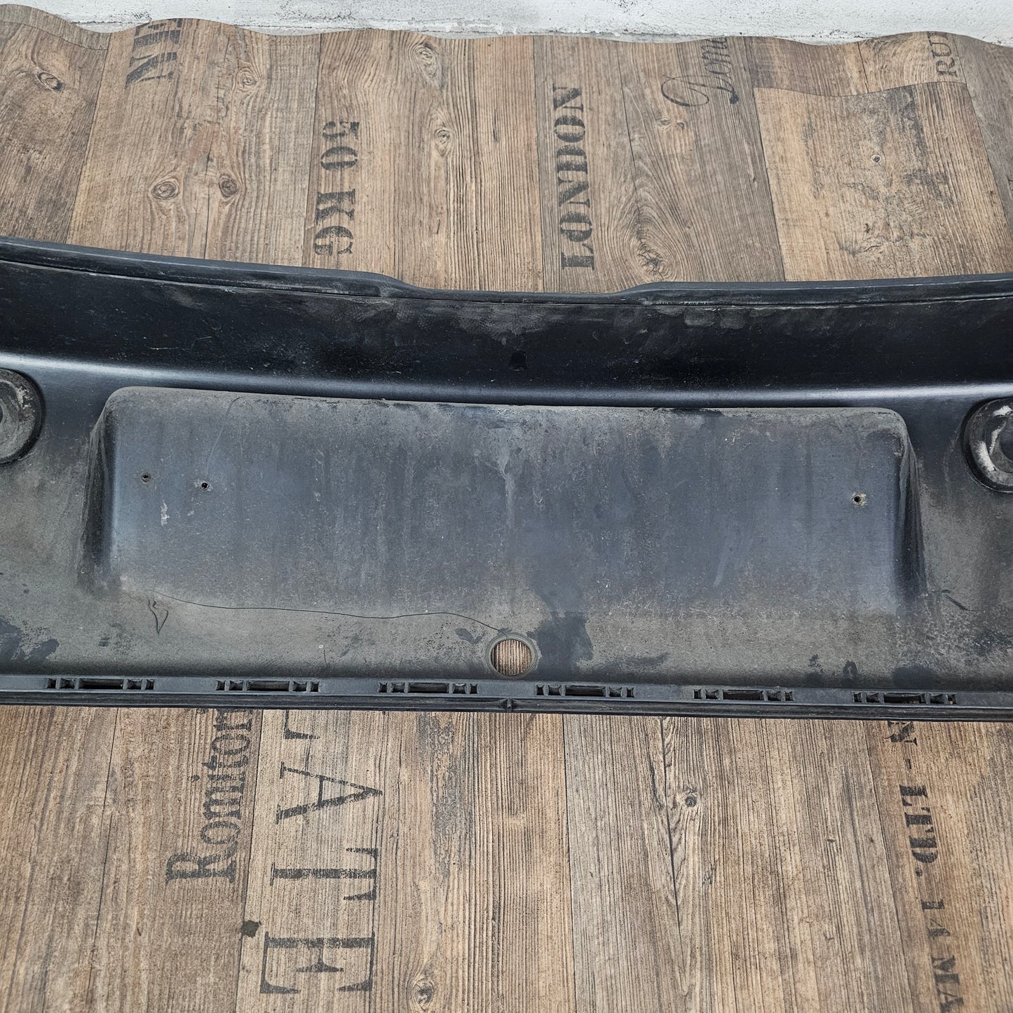 VW Golf 4 IV originale Heckstoßstange Stoßfänger hinten Heckschürze 1J6 807 417 gebraucht / L041 Schwarz