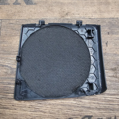 Lautsprecherabdeckung rechts VW Golf 3 / Vento / Cabrio – 1H1857210A – gebraucht