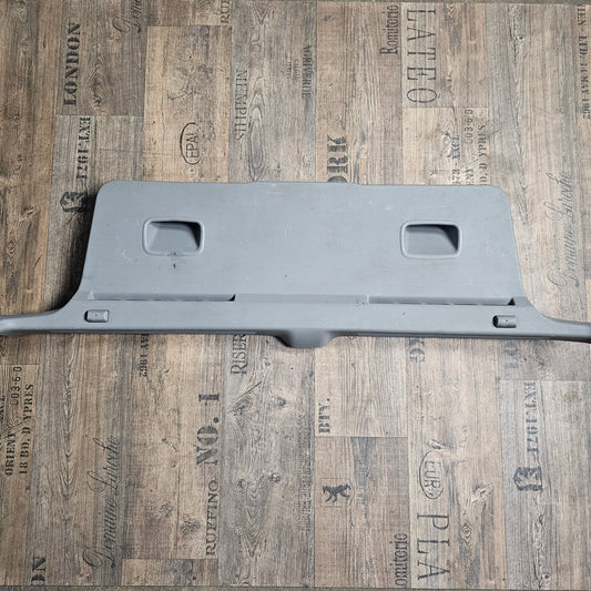 Heckklappenverkleidung Grau VW Golf IV – Teilenummer 1J6 867 601 E – Gebraucht