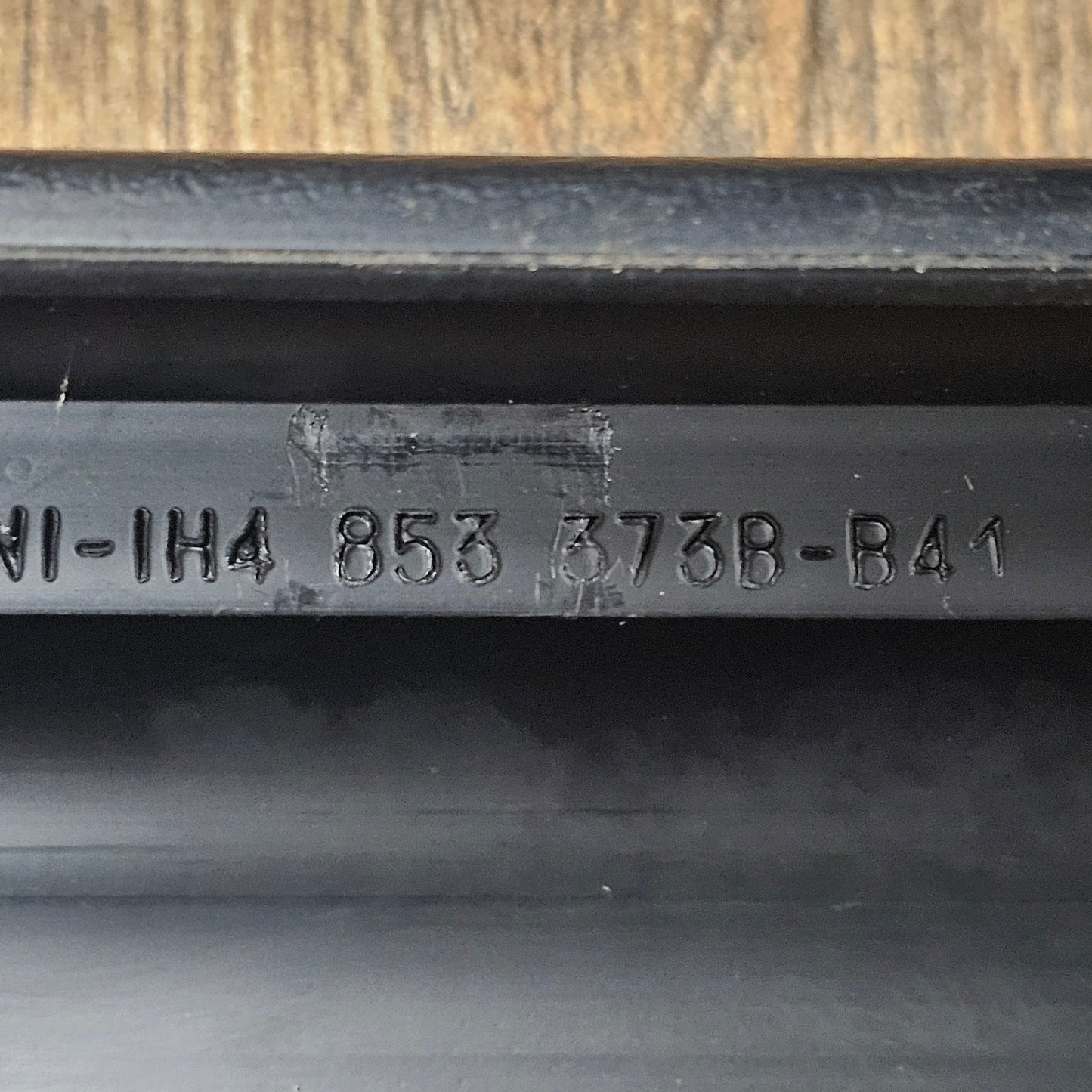 Einstiegsleiste links VW Golf 3 / Vento – 1H4853373B – gebraucht