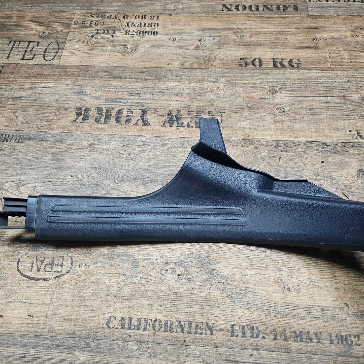 Verkleidung C-Säule unten links / Einstiegsleiste Audi A6 4F C6 4F0 867 767 A Indigo Blau - gebraucht