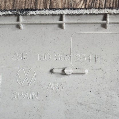 A-Säulenverkleidung rechts VW Golf IV / Bora – Teilenummer 1J0 867 234 E – Gebraucht