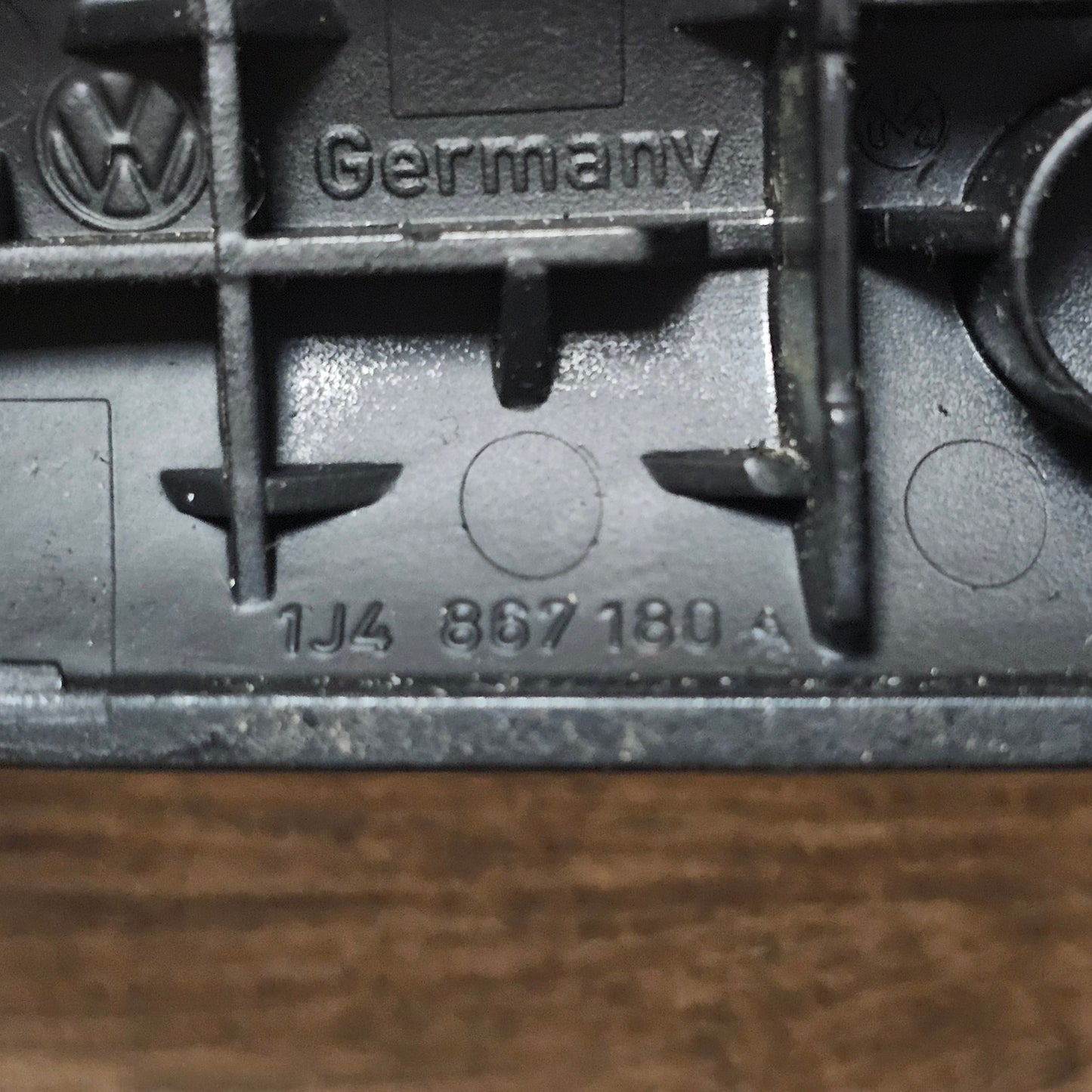 VW Golf IV Türgriff Haltegriff vorne rechts innen schwarz – 1J0 867 172 A, 1J0 867 180