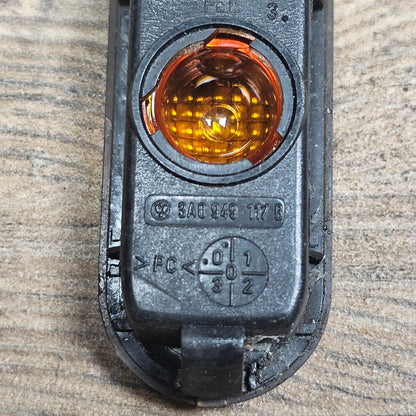 Seitenblinker schwarz – 3A0949117B – VW – gebraucht