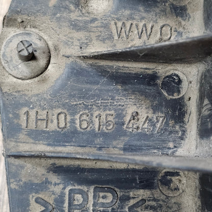 Luftführung Bremse links + rechts – 1H0615447 / 1H0615448 – VW Golf 3 / Vento – gebraucht