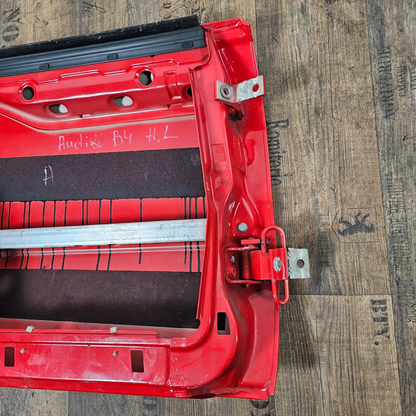 Tür hinten links Audi 80 B4 Typ89 Limo Avant LY3H Laserrot