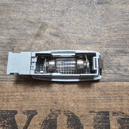 Original VW Innenraum Leseleuchte 3B0947113 – Golf 4, Bora, Passat 3B, Phaeton