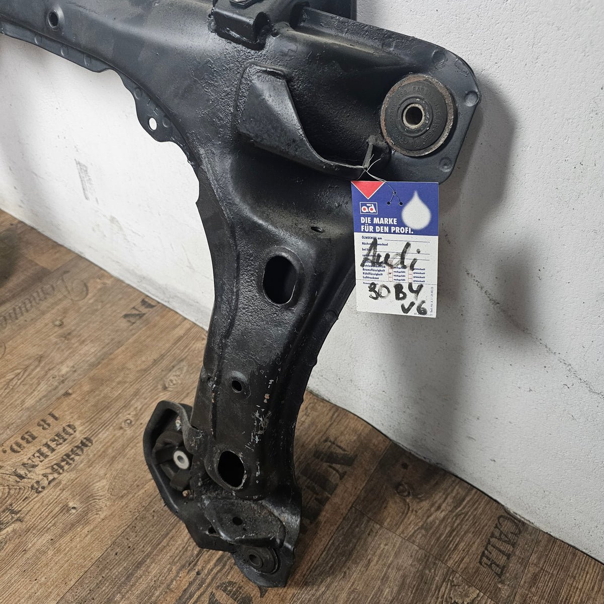 Audi A4 B5 V6 Original Motorträger Aggregateträger vorne 8L0 399 313 gebraucht