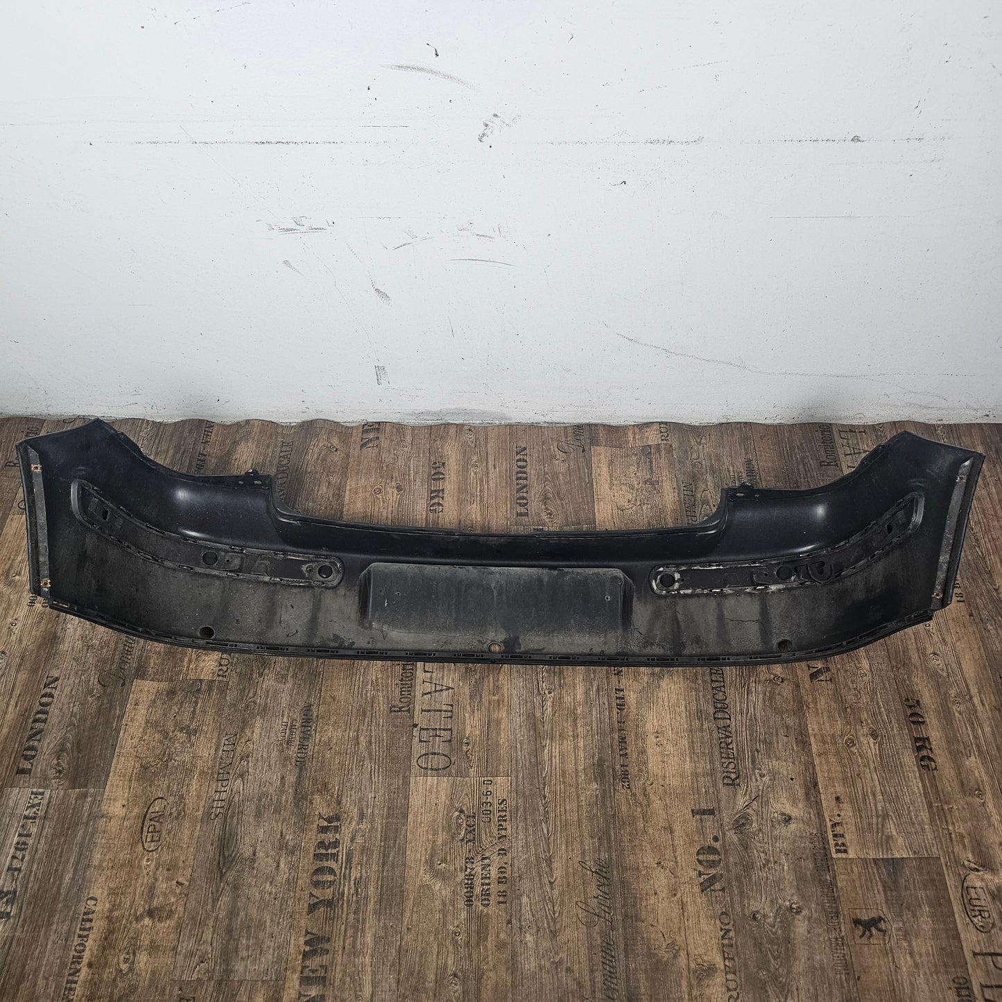 VW Golf 4 IV originale Heckstoßstange Stoßfänger hinten Heckschürze 1J6 807 417 gebraucht / L041 Schwarz
