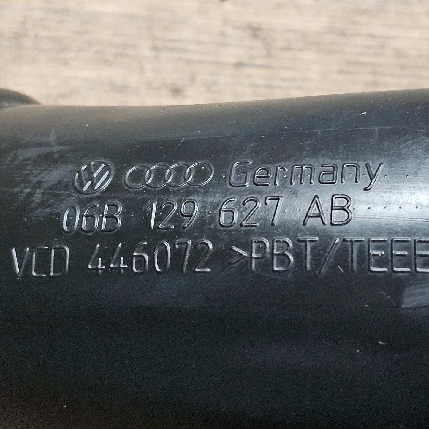 Ansaugschlauch Luftfilter Audi A4 B6 B7 Limousine Cabrio 06B129627AB