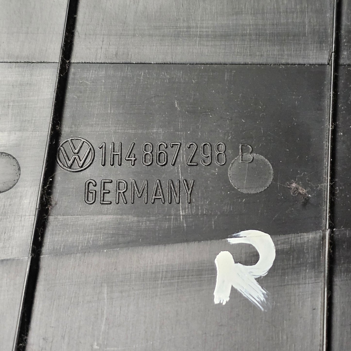 Säulenverkleidung rechts – 1H4867298B – VW Golf 3 / Vento – gebraucht