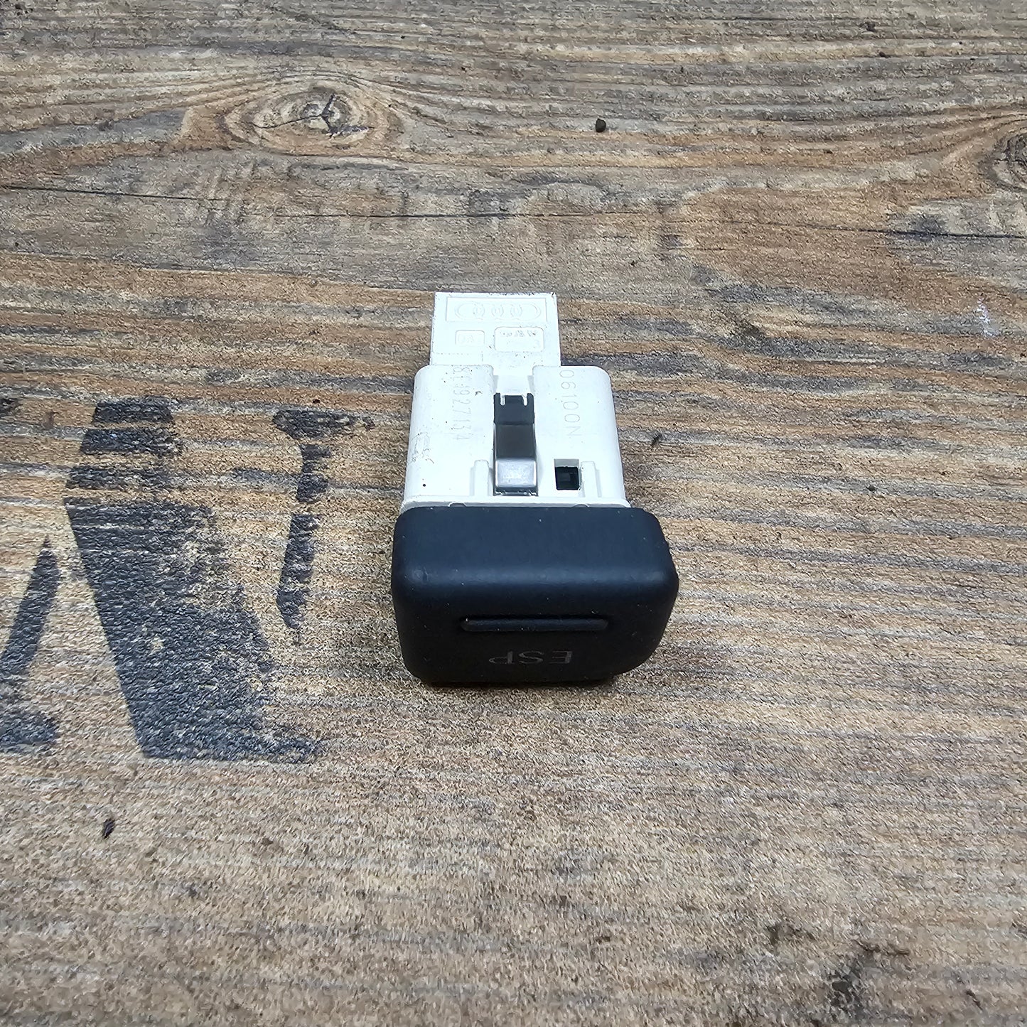 Audi A4 B6 ESP Schalter 8E1927134 gebraucht