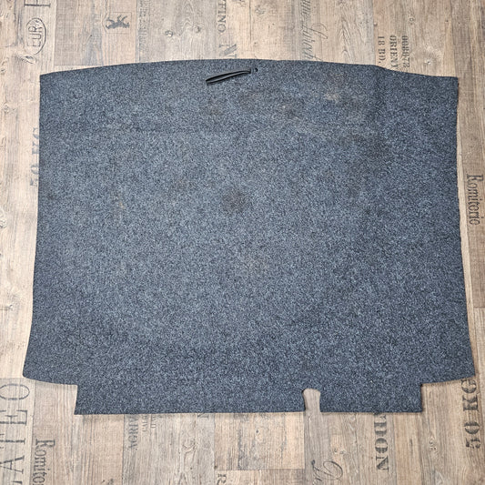 Gebrauchter Kofferraumteppich für VW Golf IV – Teppichboden – Teilenummer 1J6863463G