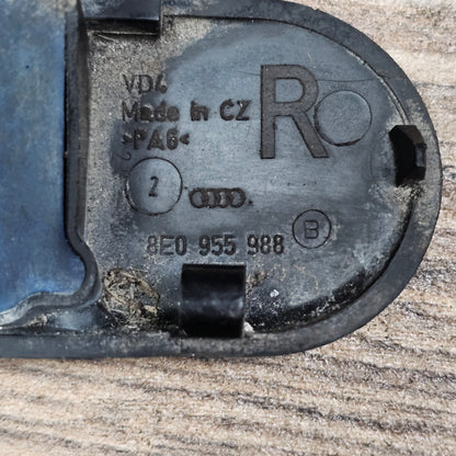 Spritzdüse Waschdüse rechts Audi A4 B6 8E0955988 gebraucht