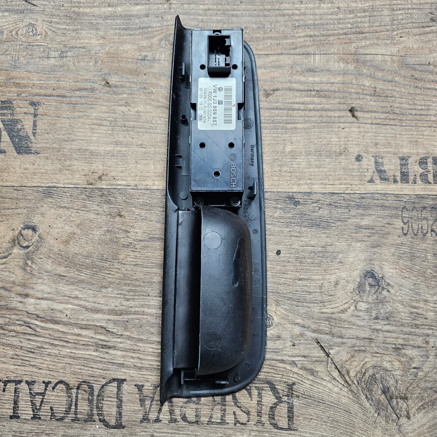 Fensterheber-Schalter VW Golf IV – Teilenummer 1J3 959 857 – Gebraucht