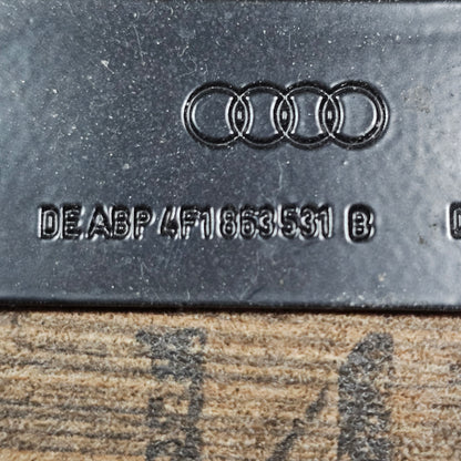 Halter Mittelkonsole vorne Audi A6 4F C6 4F1 863 531 B - gebraucht