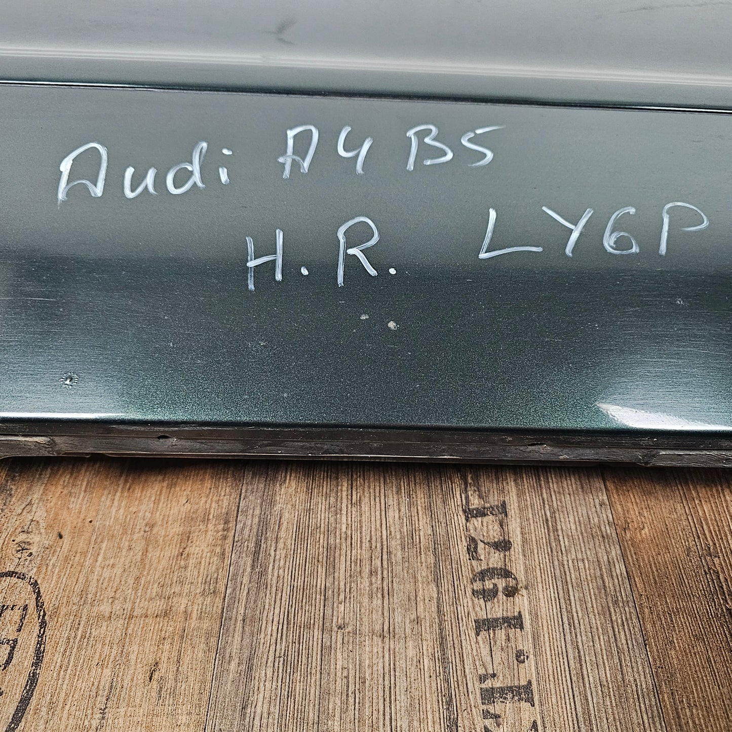 Tür hinten rechts Audi A4 B5 8E LY6P Ragusa Metallic
