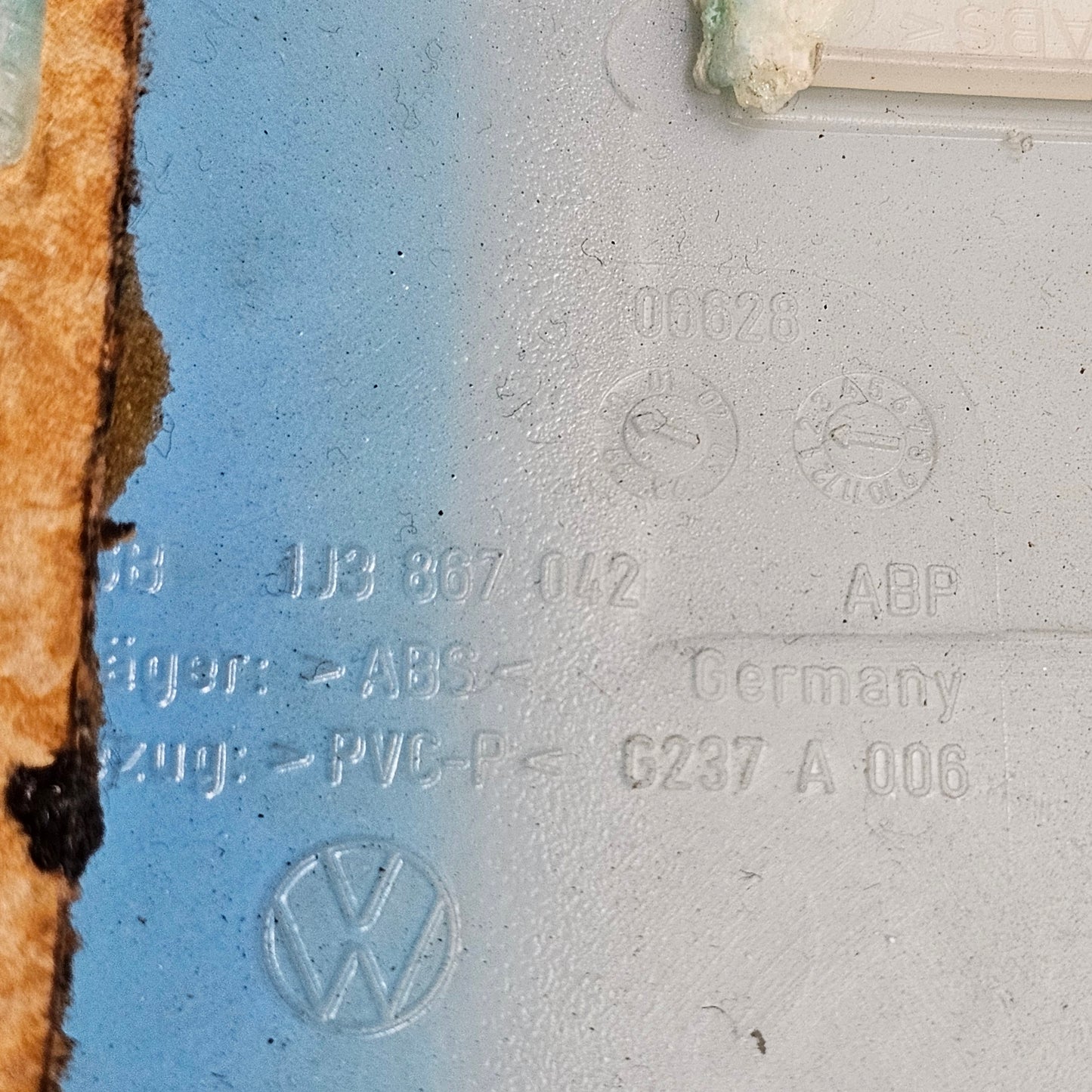 Türverkleidung hinten rechts VW Golf IV – Teilenummer 1J3 867 044 CF HWS – Gebraucht