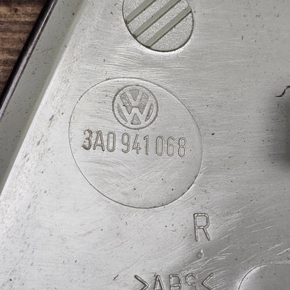 Blinkerblende rechts – 3A0941068 – VW Passat 35i / B4 – gebraucht