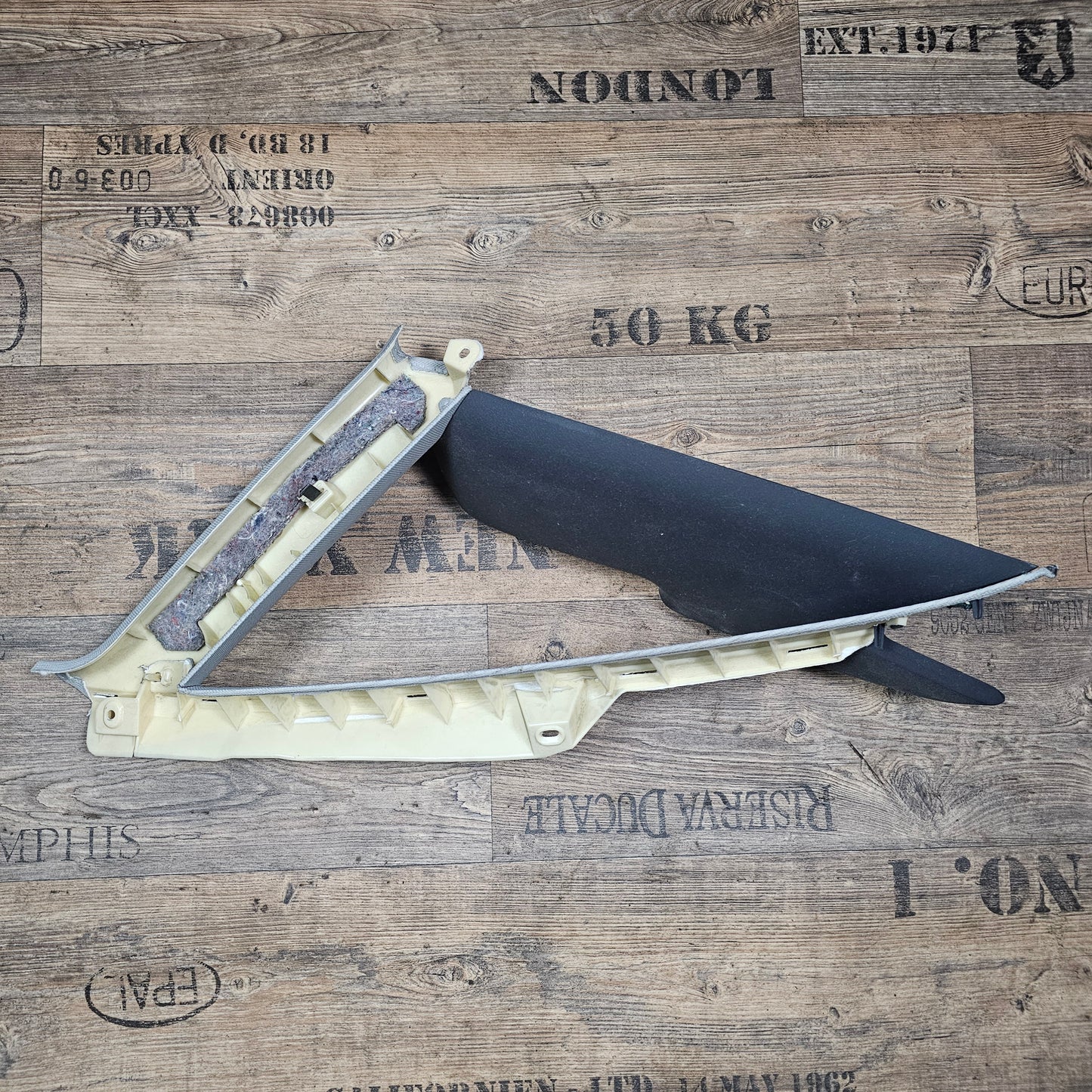 Säulenverkleidung C/D-Säule rechts oben silber Audi A6 4F 4F5 867 288 - gebraucht