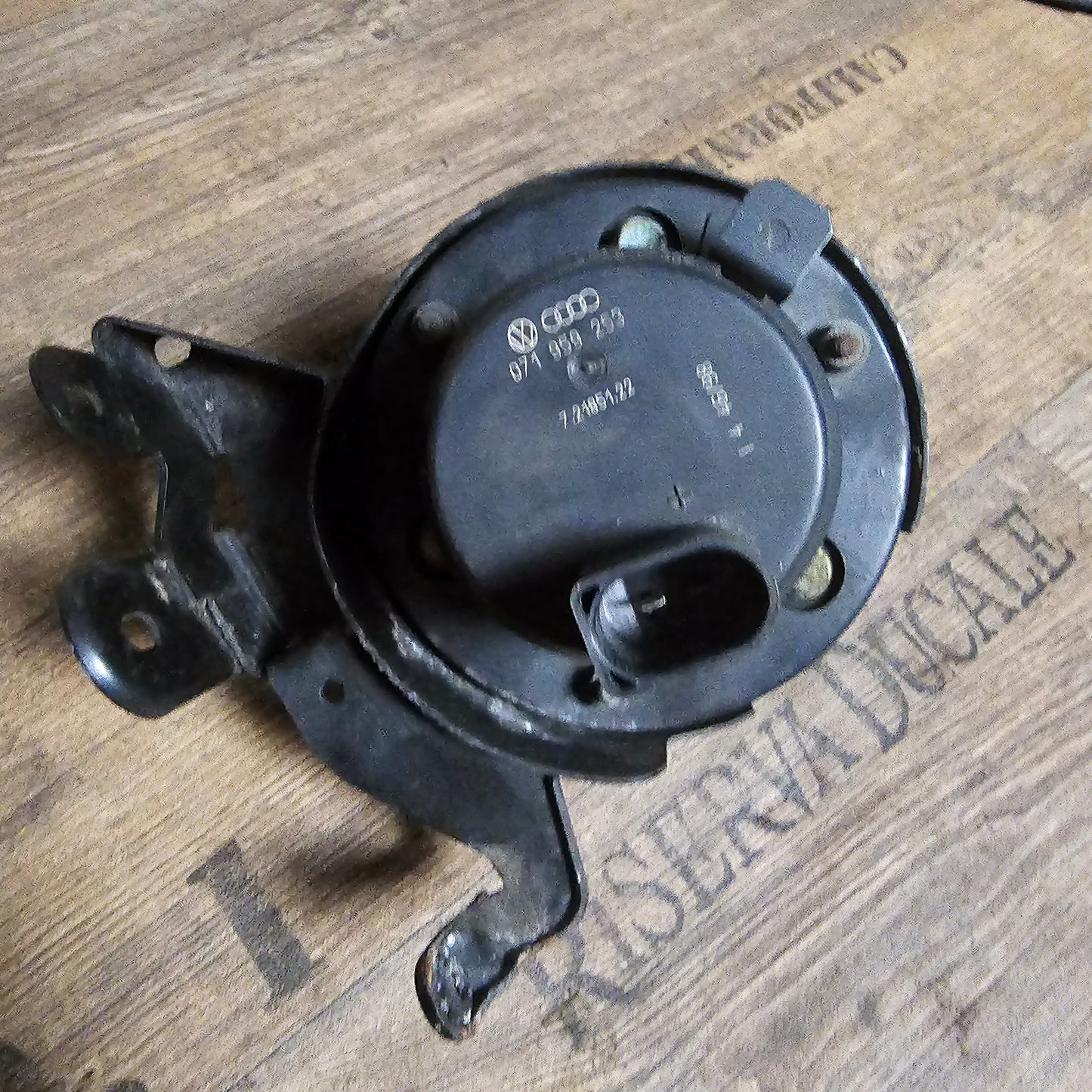 VW Golf IV Sekundärluftpumpe 071959253 / 1J0906615
