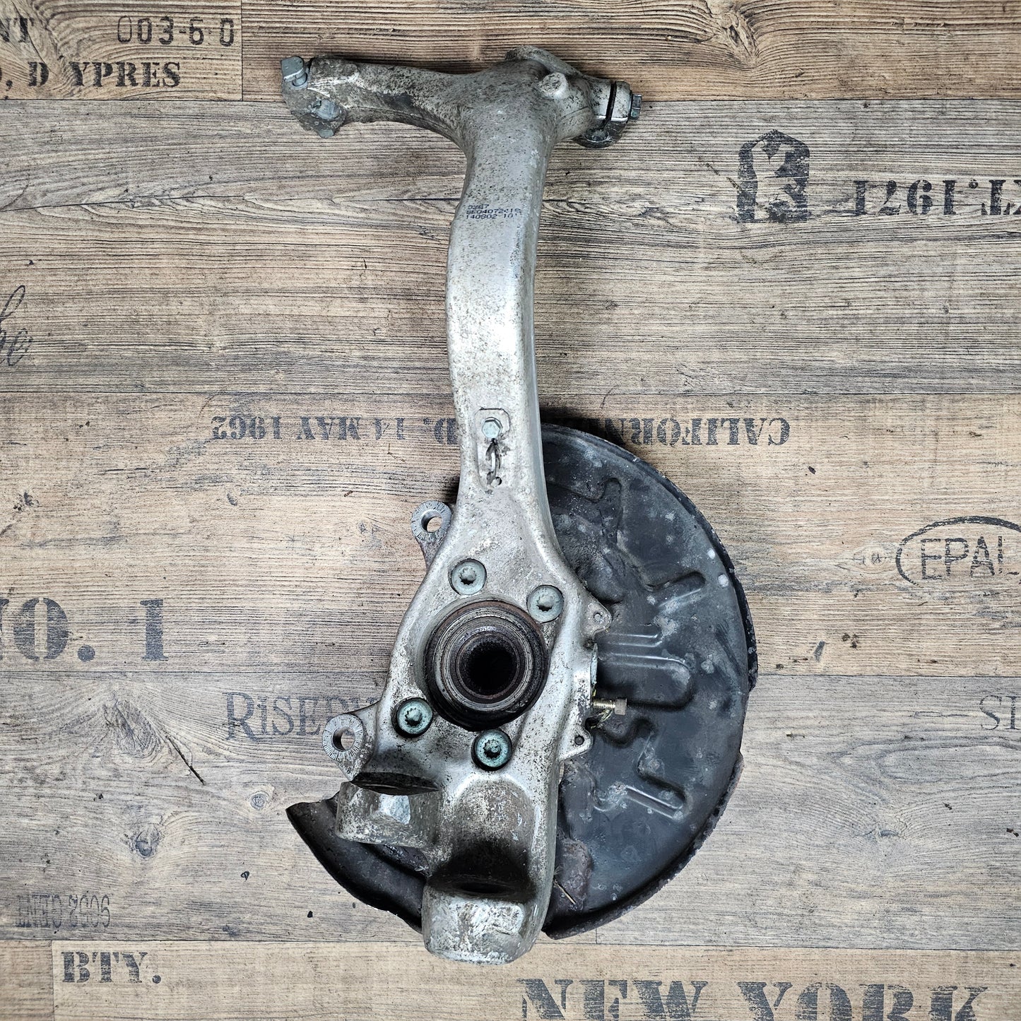 Achsschenkel vorne links Audi A4 B6 B7 8E0 407 241 E - gebraucht