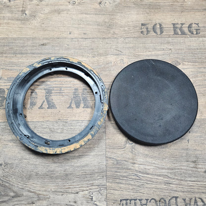 Gebrauchtes Boxengitter für VW Golf 3 / Vento / Cabrio – Rechts Hinten mit Rahmen – Teilenummer 1H3867150 + 1H3867044