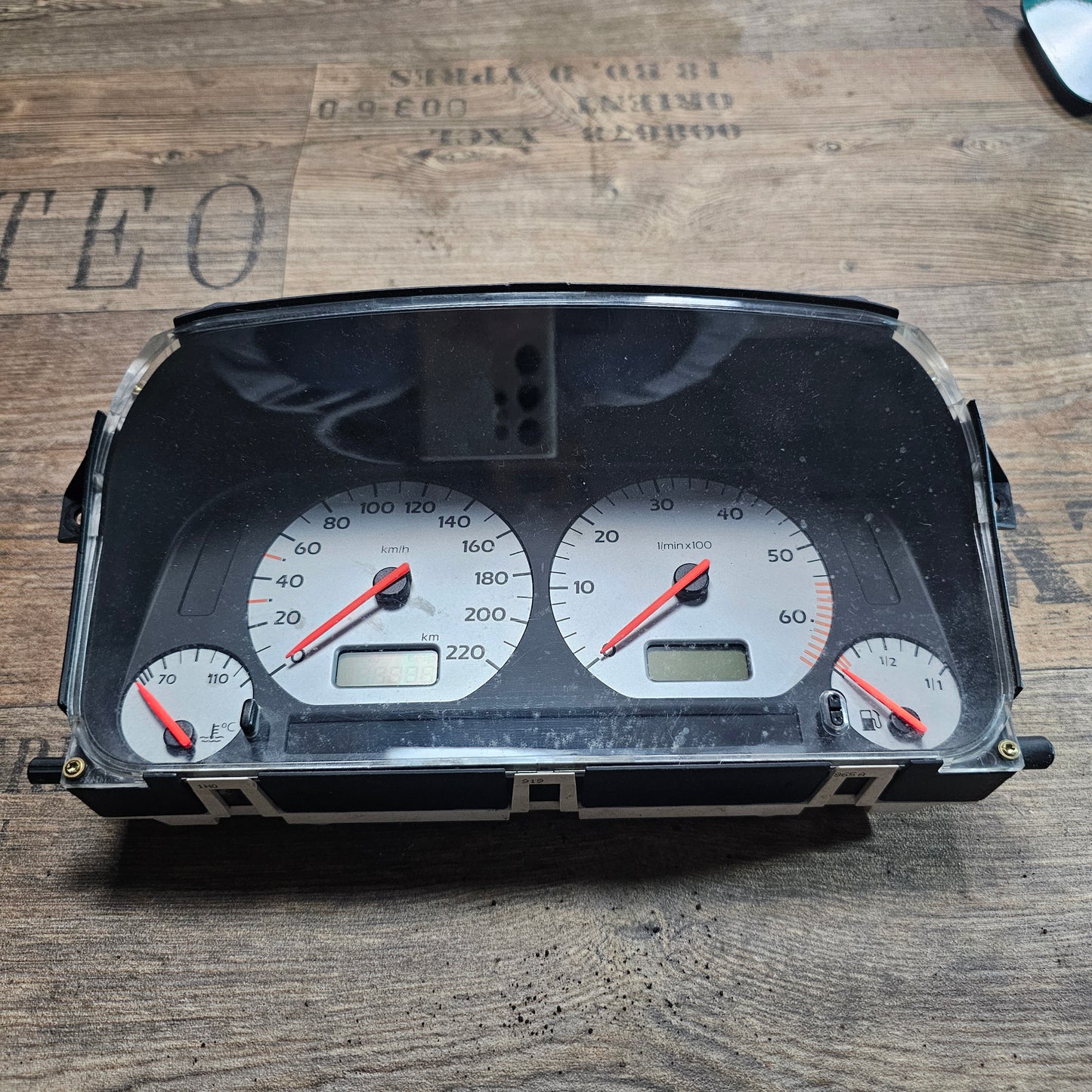 Tacho Kombiinstrument VW Golf 3 / Cabrio / Vento – 1H0919865A – gebraucht