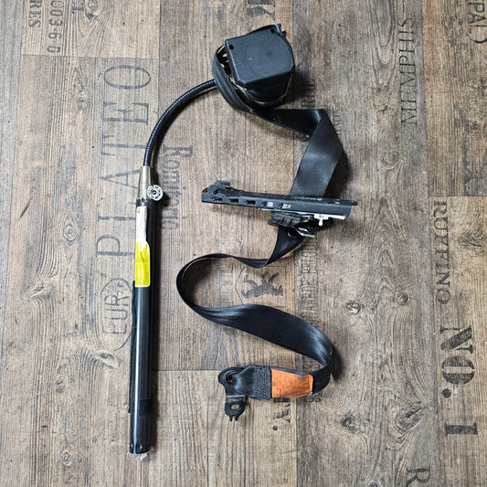 Sicherheitsgurt mit Gurtstraffer vorne links VW Golf 3 – 1H0857705A – gebraucht